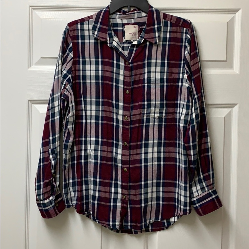 Women’s button down top